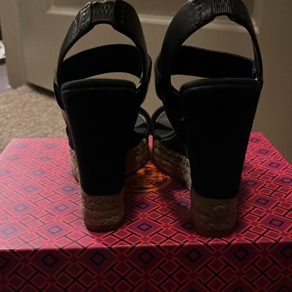 Tory Burch Black Slingback wedge - Picture 5 of 9